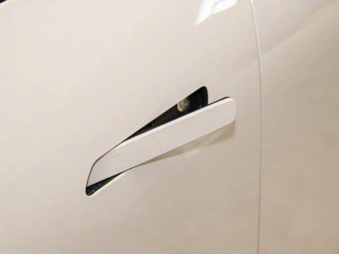 2025�� 630 Lite��