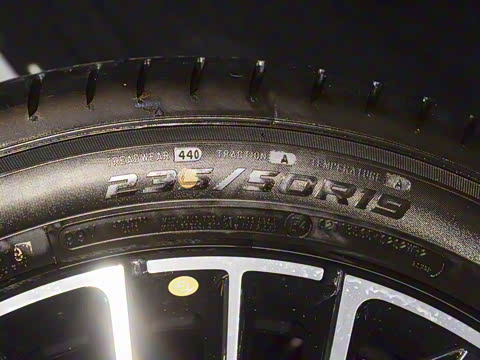 2025�� 300T ������ҹ��