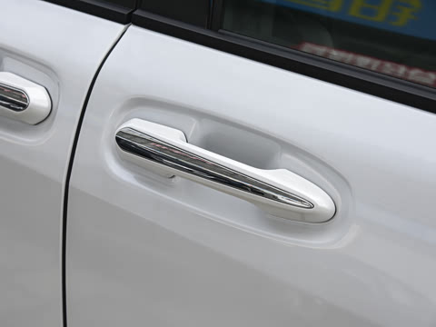 2027�� 2.5L ˫������������