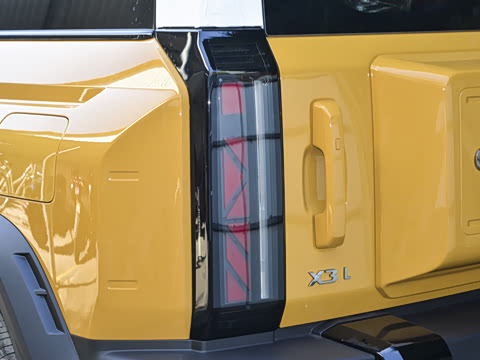 2025�� 215Զ�а�