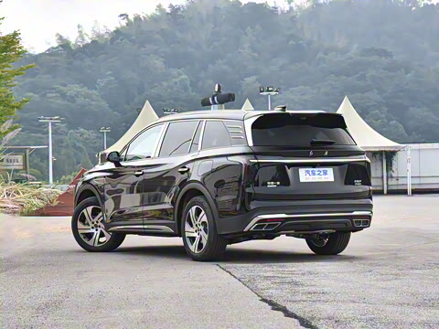 2025�� 2.0T PHEV ��������� 7��