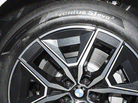 2026�� eDrive 35L M�˶���װ