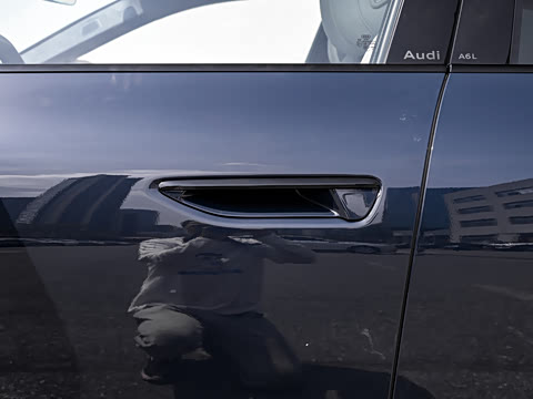 2026�� 2.0T quattro ������	