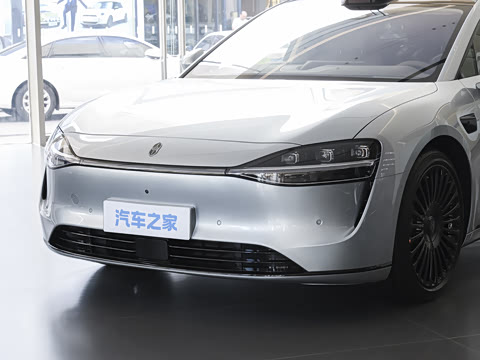 2025�� ���� ����Max (896�߼����״