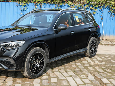 2026�� GLC 260 L 4MATIC ������