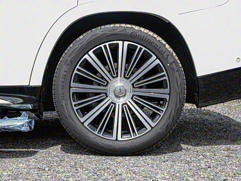 2025�� GLS 480 4MATIC