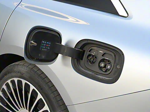 2025�� ���� Ultra��������