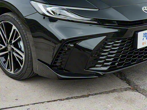 2026�� 2.0S �˶���