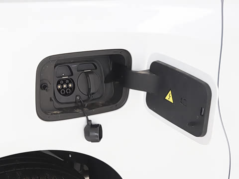 2026�� ���̰� 230������ 7��