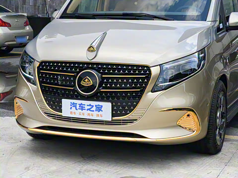 2025�� 2.0T �����