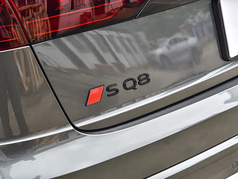 2026�� 4.0 TFSI 