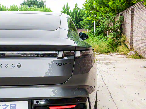 2025�� 120����Ultra