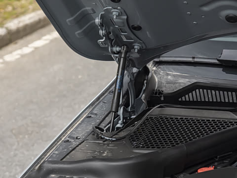 2026�� M240i xDrive