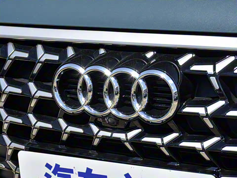 2025�� quattro 45�����ذ� 35TFSI ʱ�ж�����