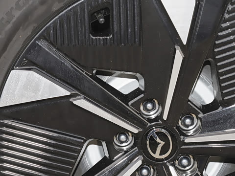 2025�� ����200 Pro