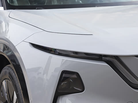 2025�� ����600 Pro