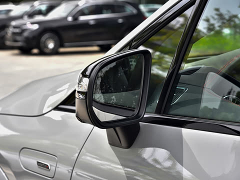 2024�� EQE 53 4MATIC+