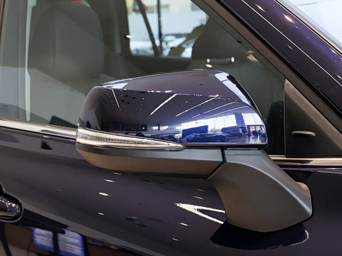 2026�� 2.5L���ܵ��˫������������ 7��