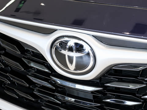 2026�� 2.5L���ܵ��˫������������ 7��