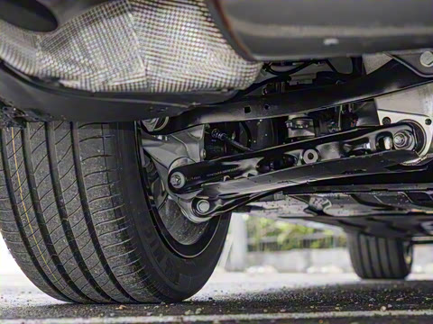 2026�� 525Li M�˶���װ