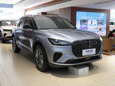 2025�� 2.0T ����������