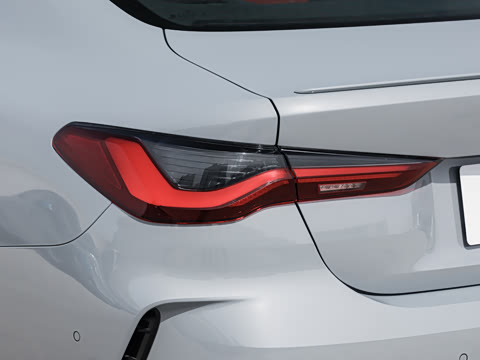 2026�� 430i M�˶���ҹ��װ