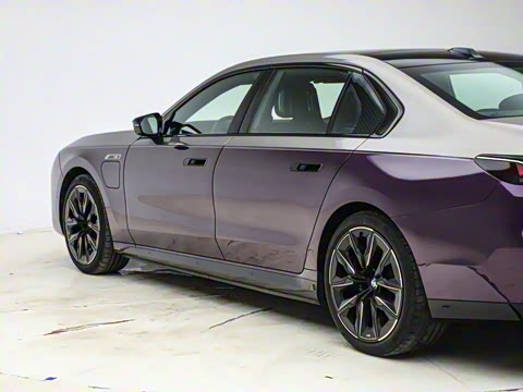 2023�� M760Le xDrive