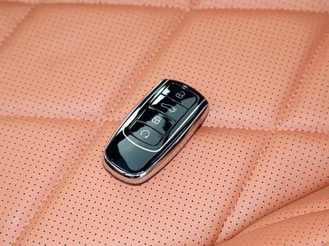 2027�� 2.0T ˫������������