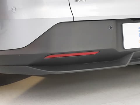 2025�� �Ŀ� 560MAX 185kW