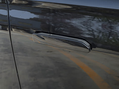 2027�� 2.0T ˫������������