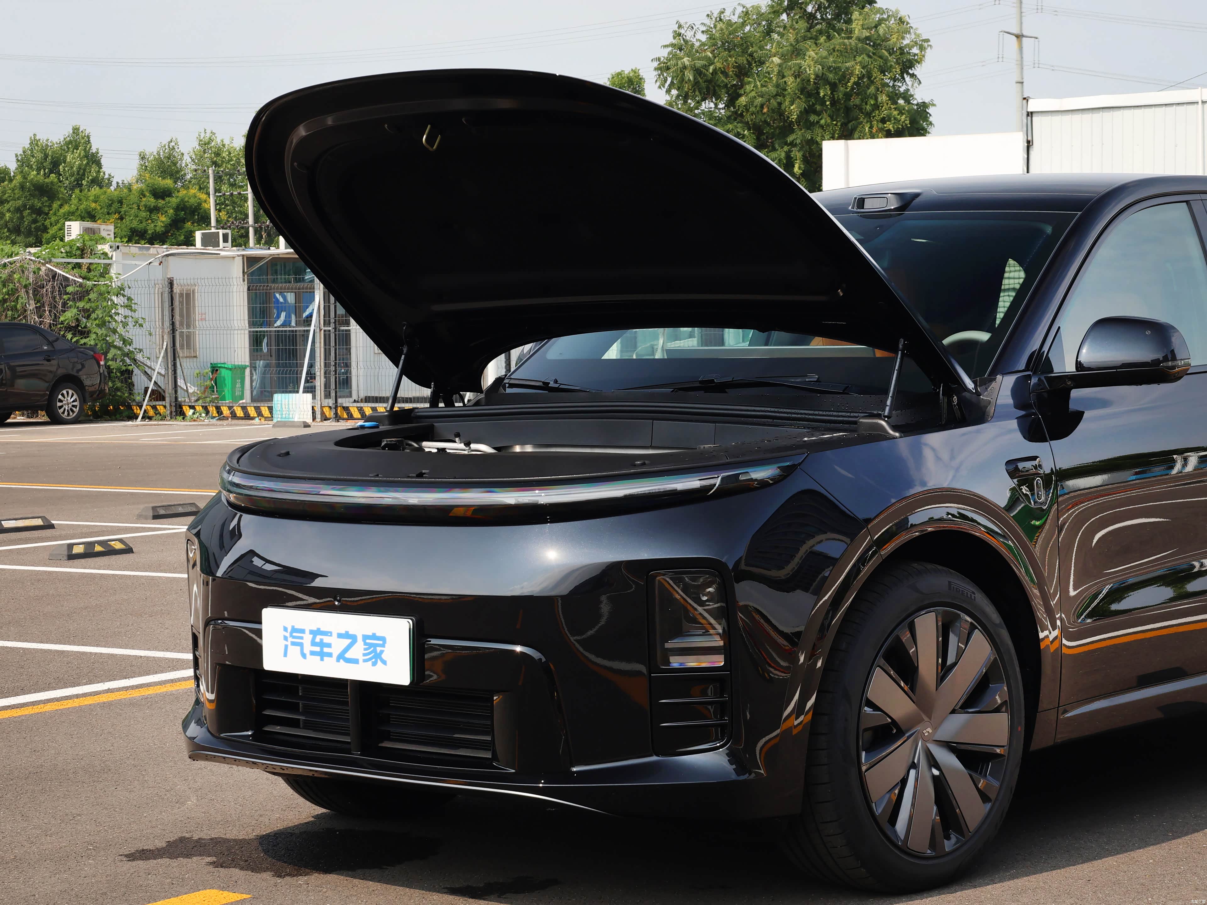 Li Auto L6