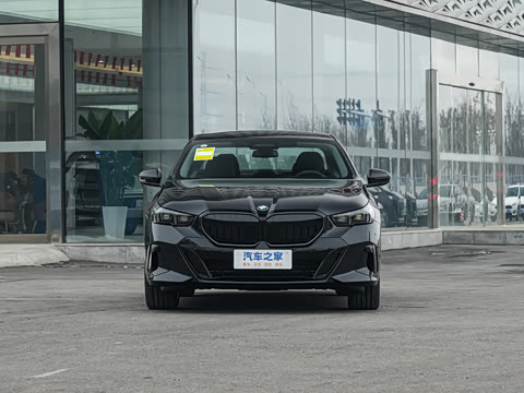 2026�� �Ŀ� 530Li ������ M�˶���װ