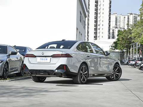 2026�� 530i ������ M�˶���װ