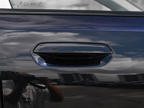 2026�� 525i M�˶���װ