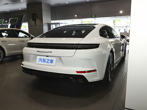2026�� Panamera GTS 4.0T