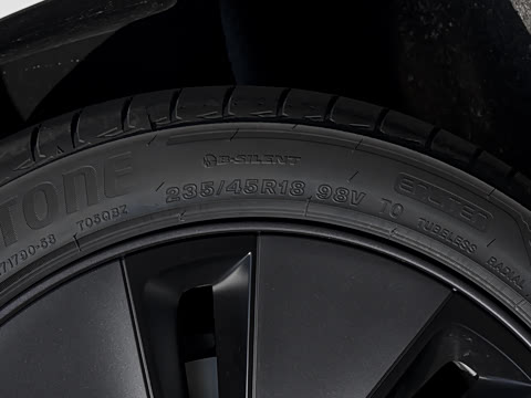 2025�� �Ŀ� ����������