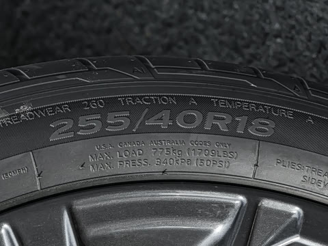 2026�� 330i M�˶���ҹ��װ