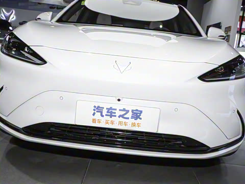 2025�� 735MAX 175kW