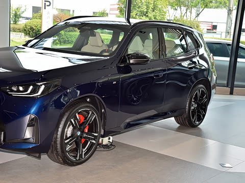 2026�� M50 xDrive