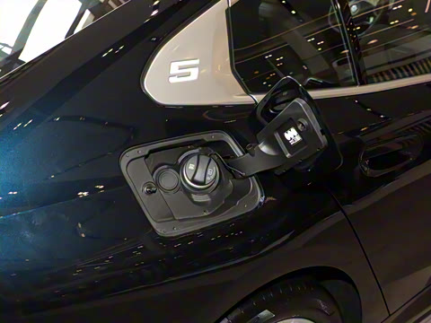 2026�� 525Li ������װ