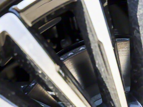 2025�� 185KM�����