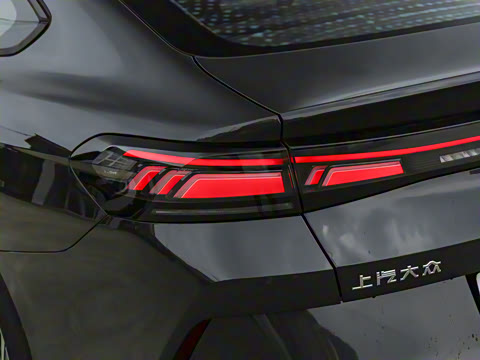 2026�� ���L 300TSI ����