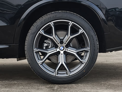 2026�� �Ŀ� xDrive 30Li ������M�˶���ҹ��װ