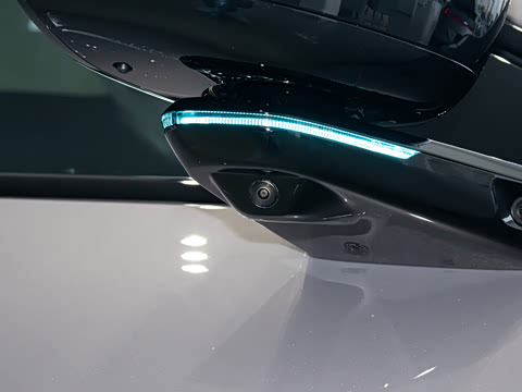 2026�� ���� 702 Max �콢��