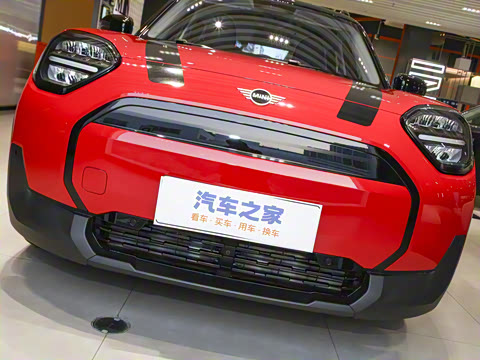 2025�� E ������