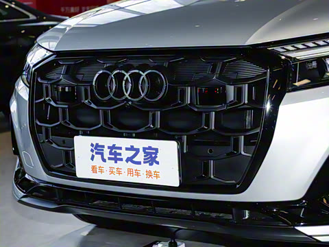 2025�� 55 TFSI quattro S line�����