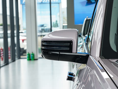 2025�� 501KM ����Ultra��