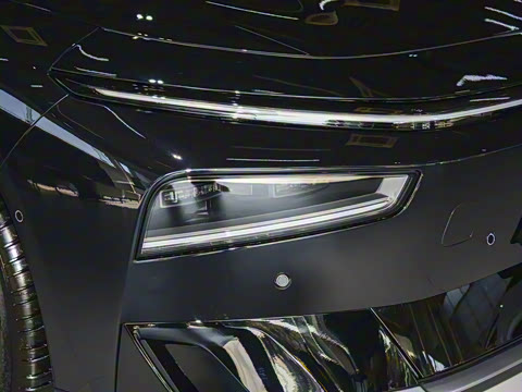 2026�� ���� 725 Max �콢��