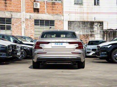 2026�� B4 ���ݺ�����