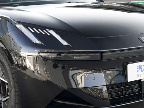 2025�� 240����Ultra H5